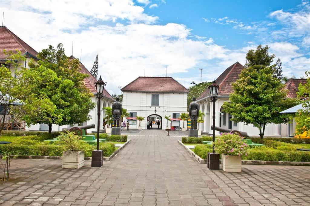 Hotel Oyo 3267 Omah Suryo Yogyakarta Exterior foto