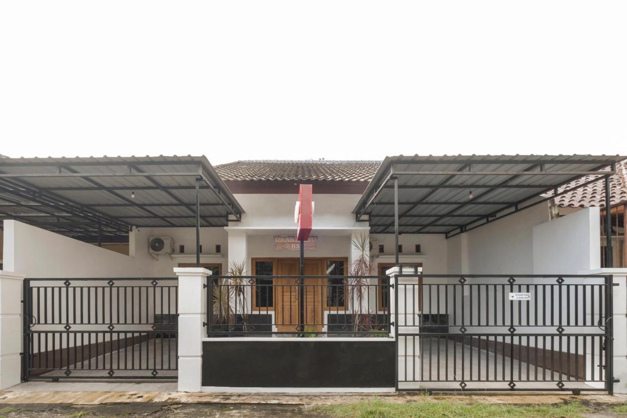 Hotel Oyo 3267 Omah Suryo Yogyakarta Exterior foto