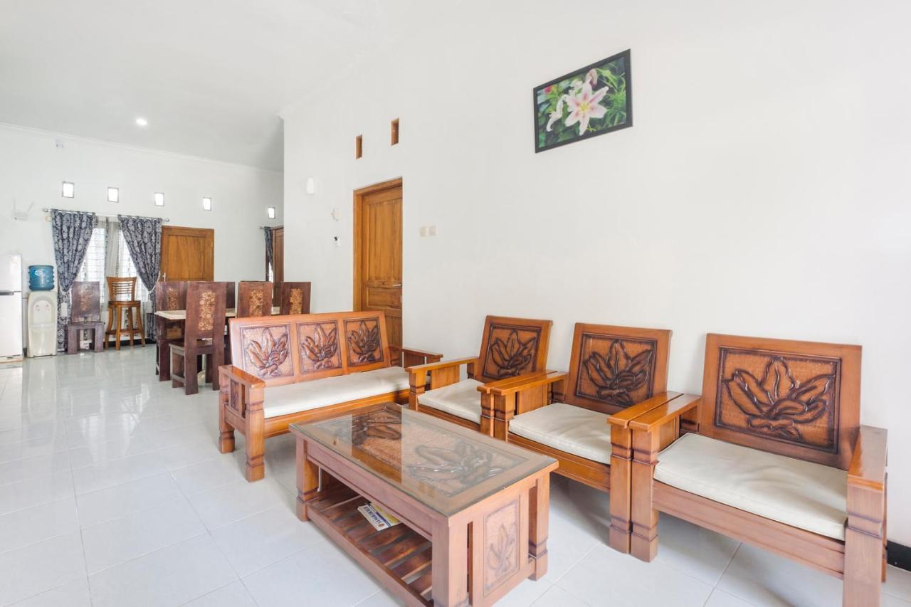 Hotel Oyo 3267 Omah Suryo Yogyakarta Exterior foto